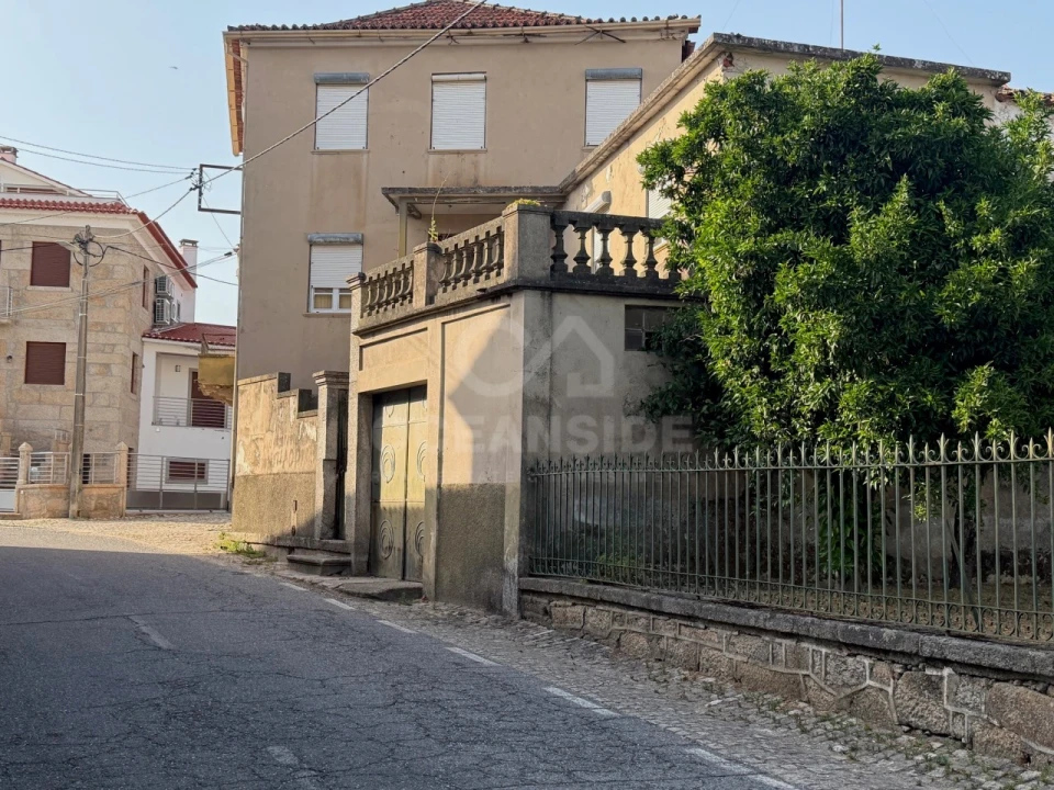 Moradia T10 para Venda em Soalheira Foto 1