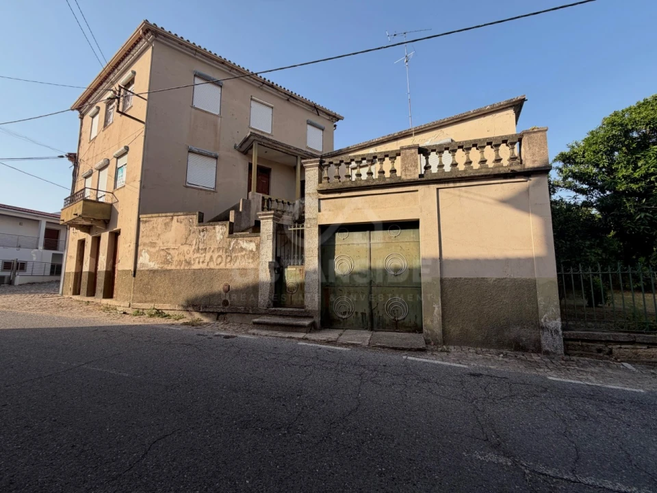 Moradia T10 para Venda em Soalheira Foto 32