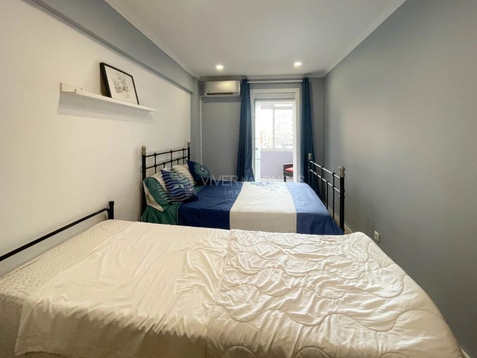 Apartamento T3 para Arrendamento em Costa da Caparica Foto 17