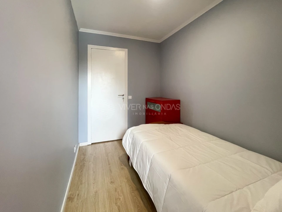 Apartamento T3 para Arrendamento em Costa da Caparica Foto 33