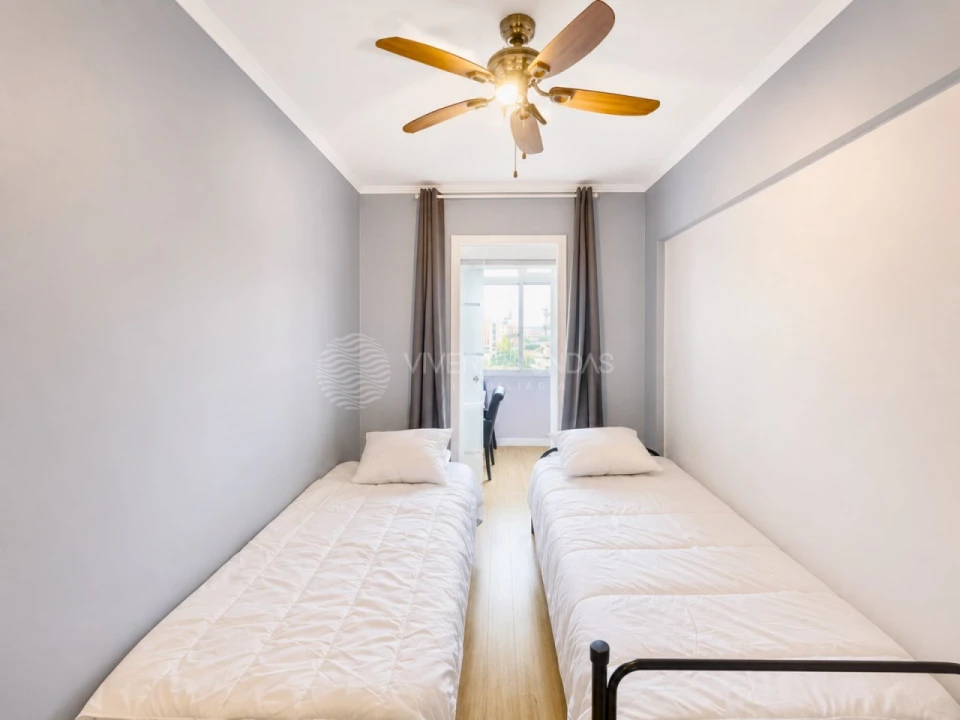 Apartamento T3 para Arrendamento em Costa da Caparica Foto 23