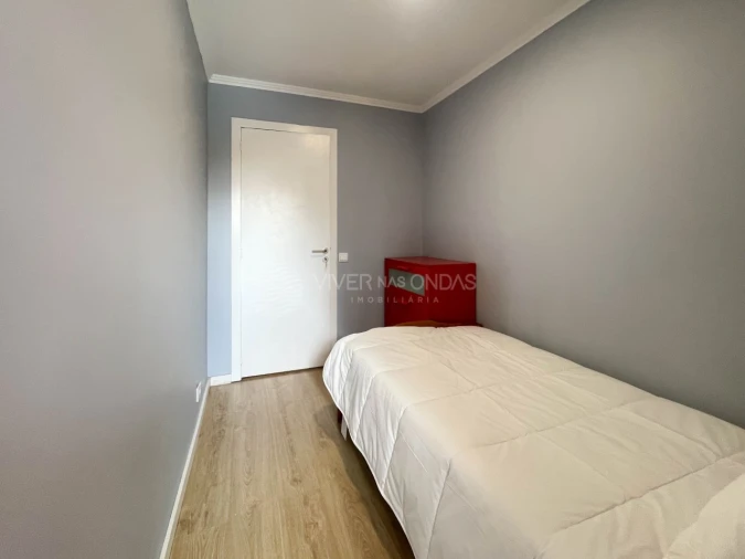 Apartamento T3 para Arrendamento em Costa da Caparica Foto 33