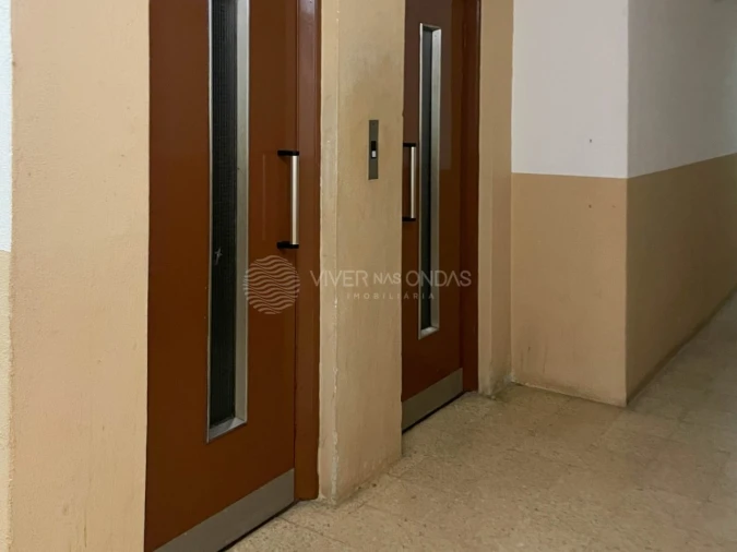 Apartamento T3 para Arrendamento em Costa da Caparica Foto 35