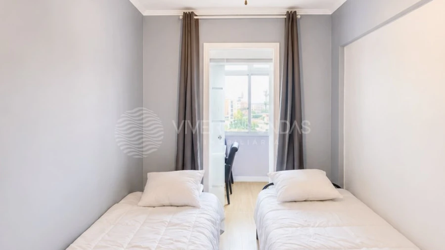 Apartamento T3 para Arrendamento em Costa da Caparica