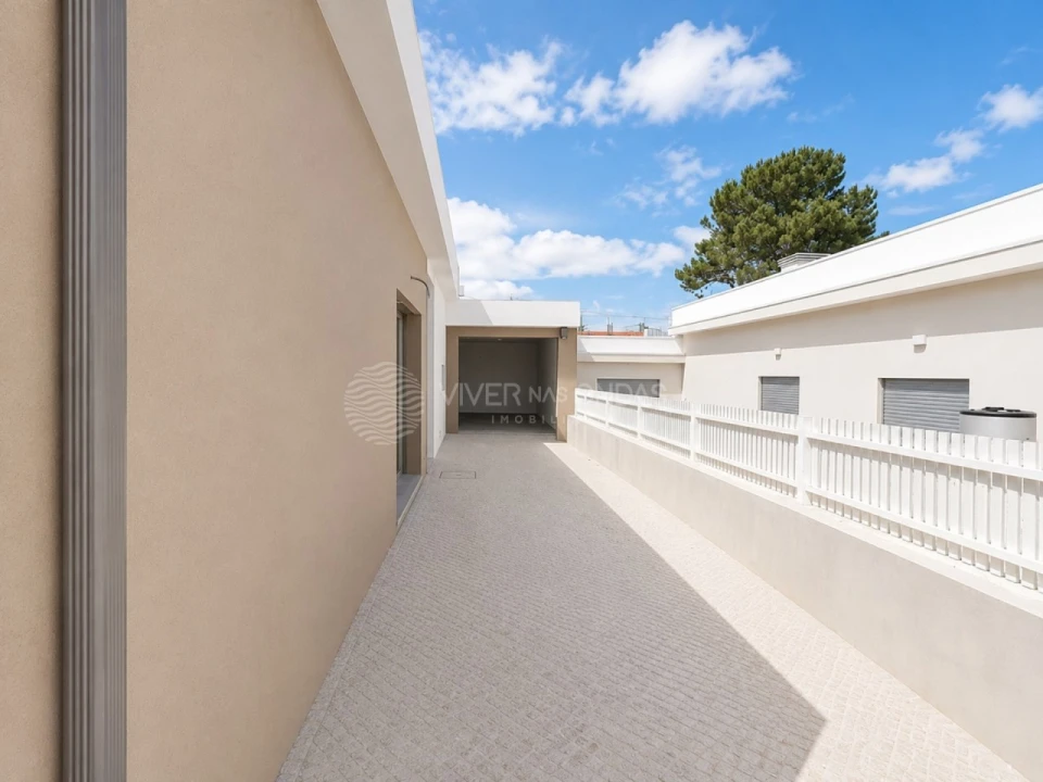 Moradia T3 para Venda em Fernao Ferro Foto 21
