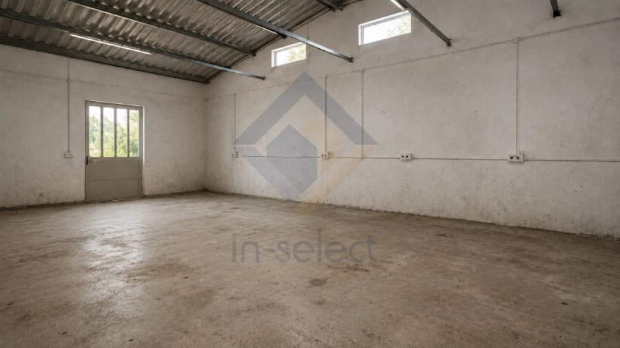 Moradia T3 para Venda em Salir Foto 36