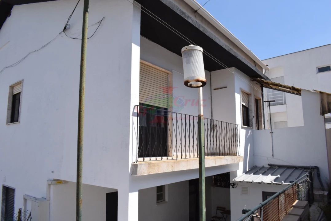 Apartamento T3 para Venda em Santo Antonio dos Olivais Foto 2