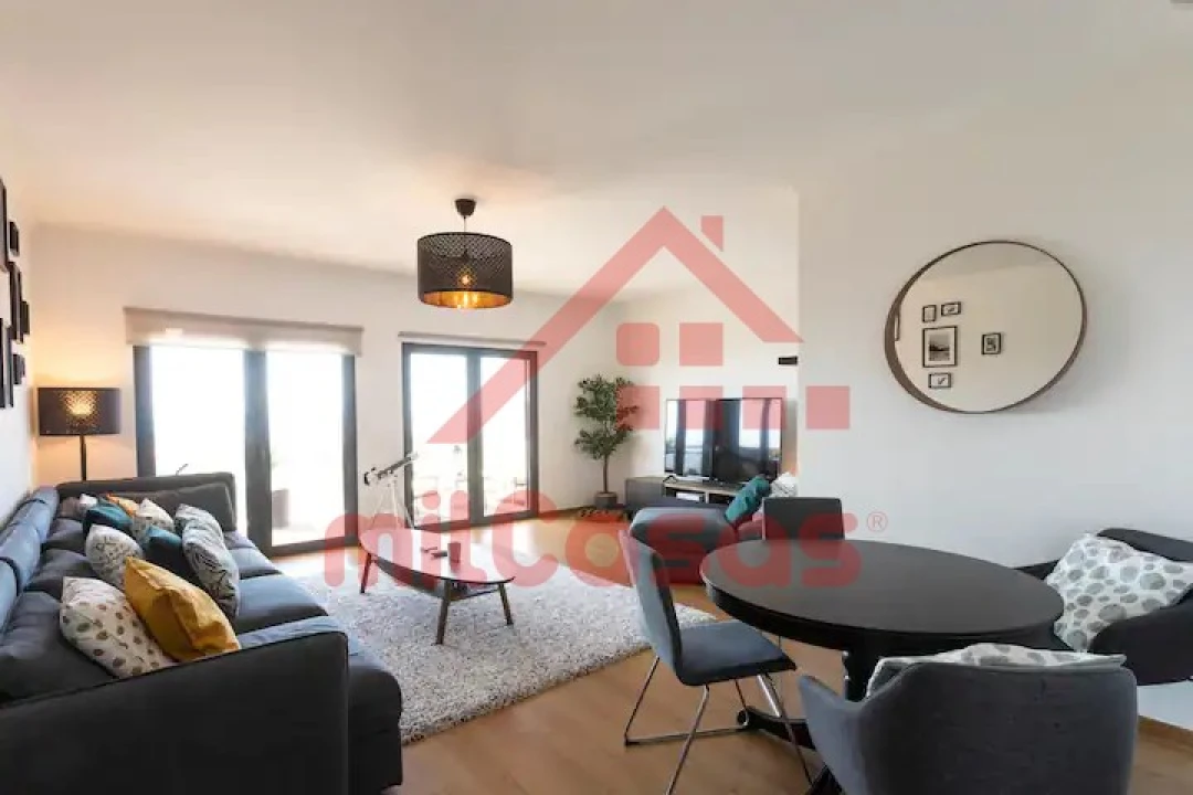 Apartamento T2 para Arrendamento em Ericeira Foto 2