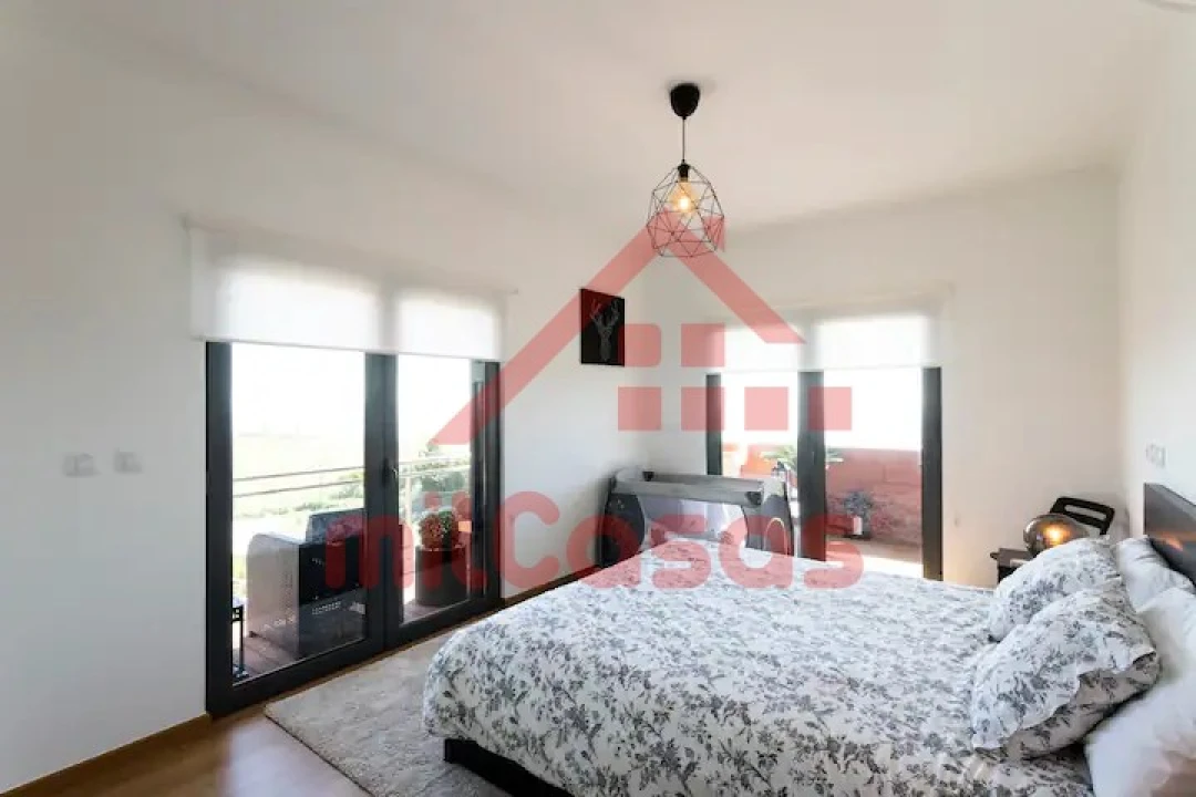 Apartamento T2 para Arrendamento em Ericeira Foto 12