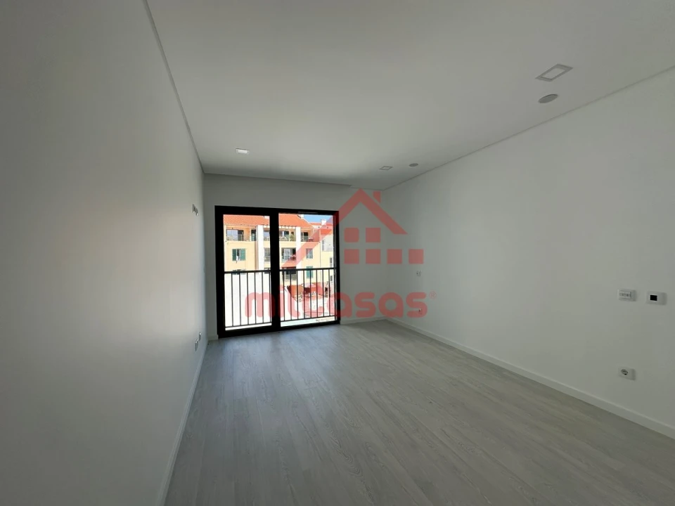 Apartamento T2 para Arrendamento em Ericeira Foto 17