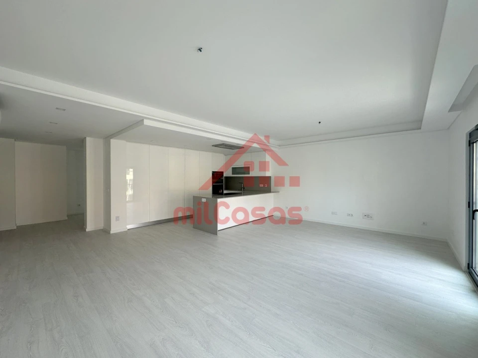 Apartamento T2 para Arrendamento em Ericeira Foto 4