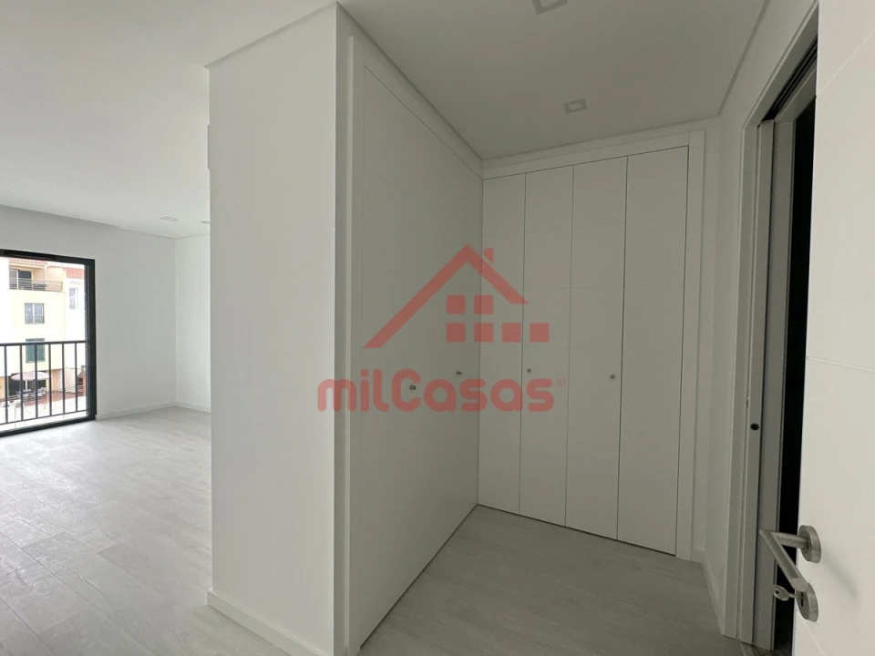 Apartamento T2 para Arrendamento em Ericeira Foto 32