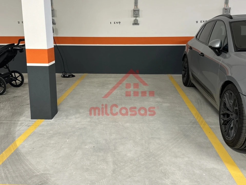 Apartamento T2 para Arrendamento em Ericeira Foto 36