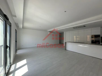 Apartamento T2 para Arrendamento em Ericeira