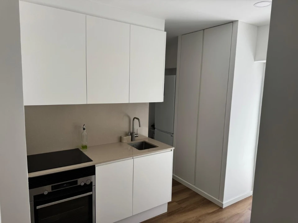 Apartamento T2 para Venda em Queluz e Belas Foto 4