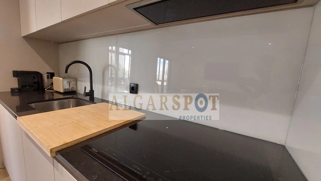 Apartamento T2 para Venda em Quarteira Foto 11