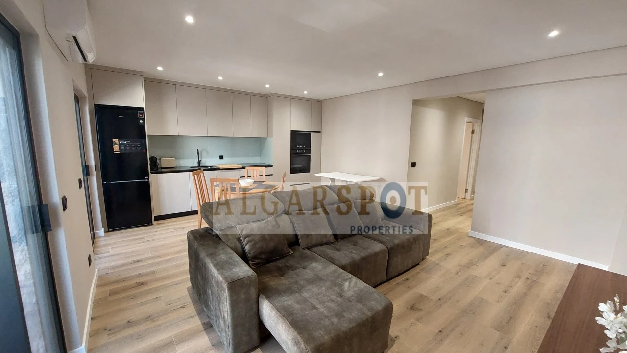 Apartamento T2 para Venda em Quarteira Foto 1