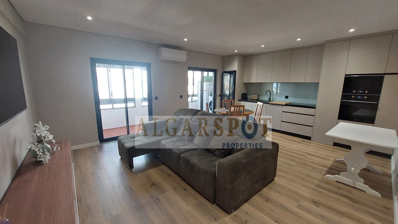 Apartamento T2 para Venda em Quarteira Foto 5