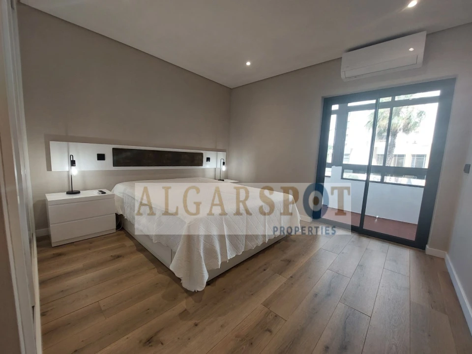 Apartamento T2 para Venda em Quarteira Foto 26