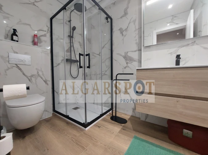 Apartamento T2 para Venda em Quarteira Foto 18
