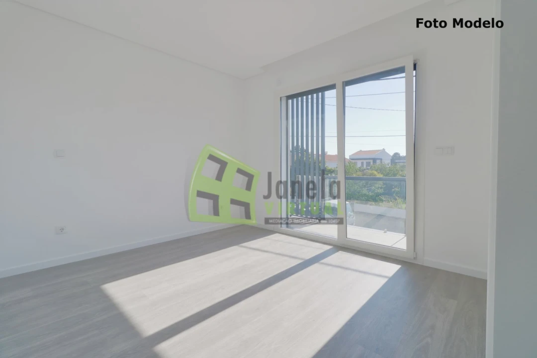Moradia T3 para Venda em Fernao Ferro Foto 12