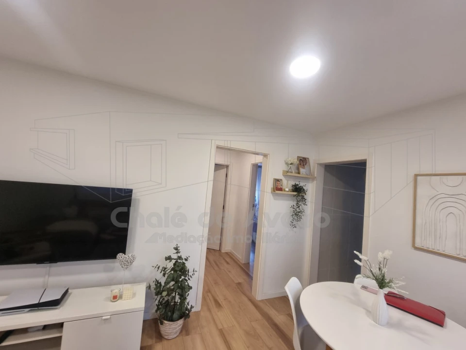 Apartamento T2 para Venda em Esgueira Foto 2