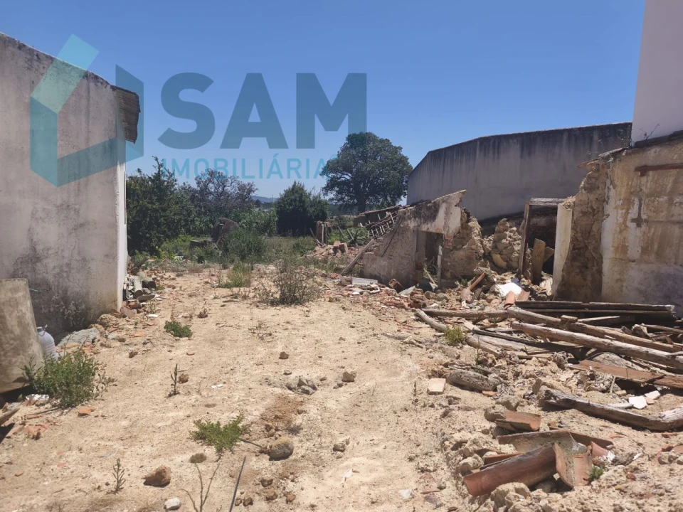 Terreno para Venda em Campelos e Outeiro da Cabeça Foto 3