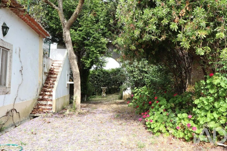 Moradia para Venda em Dois Portos e Runa Foto 21