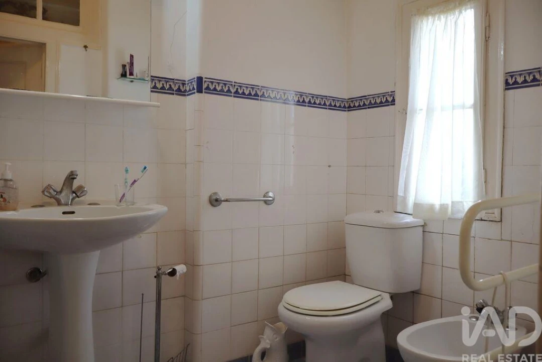 Moradia para Venda em Dois Portos e Runa Foto 12