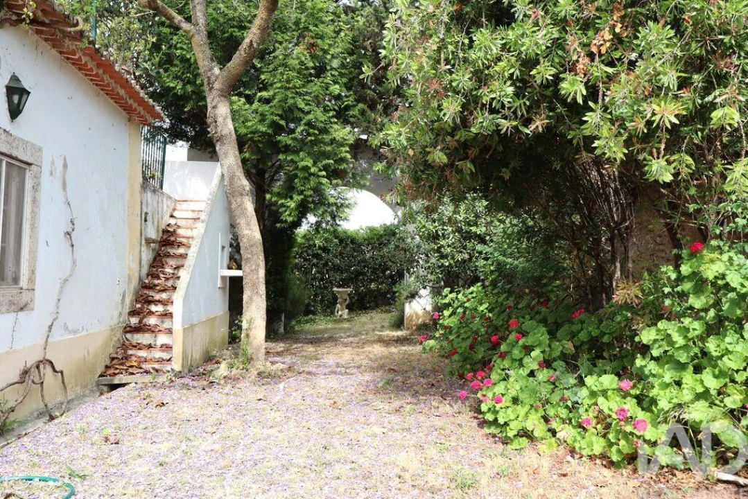 Moradia para Venda em Dois Portos e Runa Foto 21