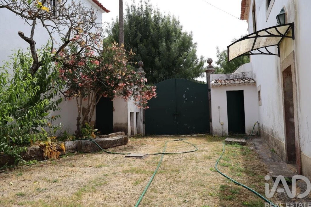 Moradia para Venda em Dois Portos e Runa Foto 20