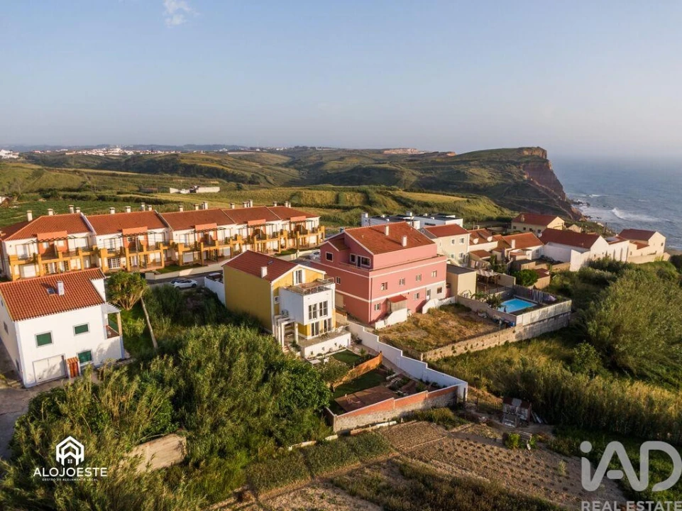 Moradia T3 para Venda em São Pedro da Cadeira Foto 1