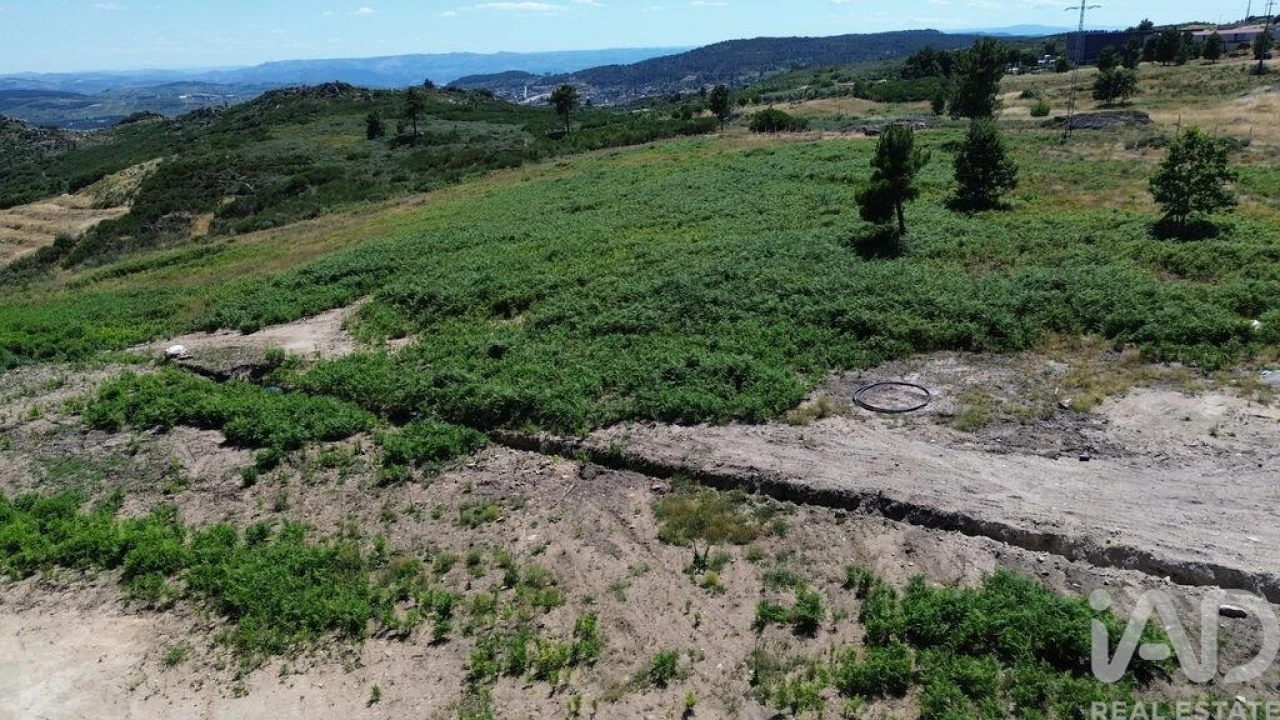 Terreno para Venda em Vila Chã Foto 9