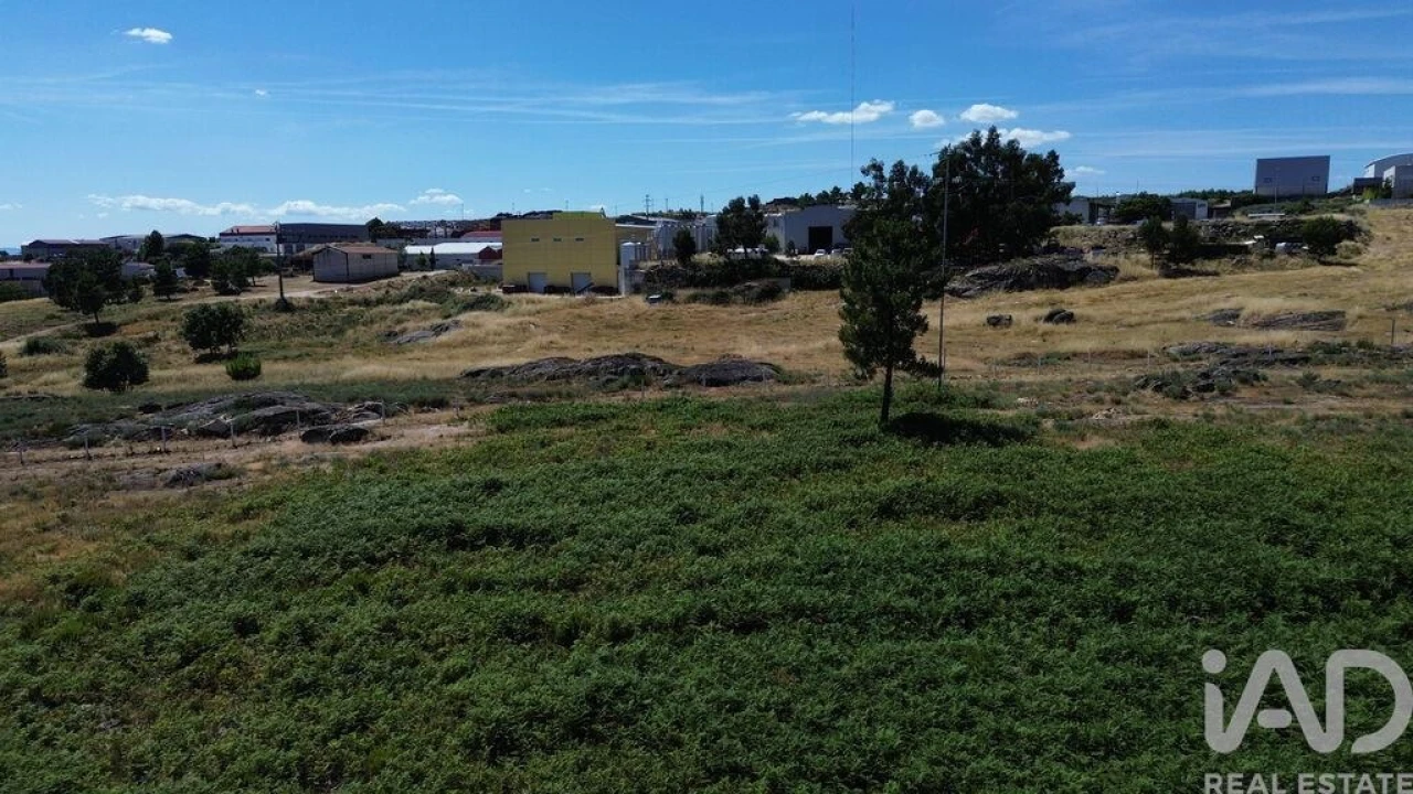 Terreno para Venda em Vila Chã Foto 12