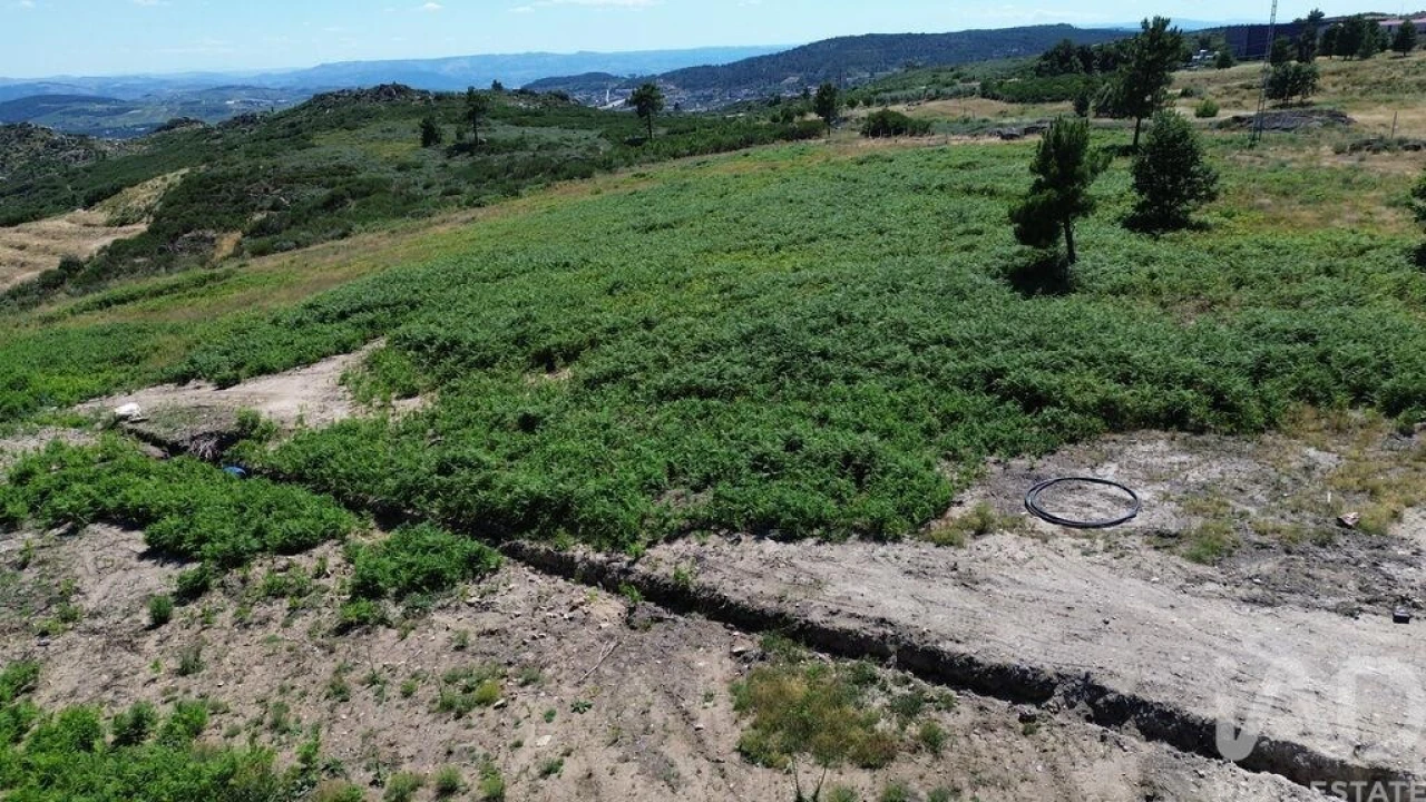 Terreno para Venda em Vila Chã Foto 7