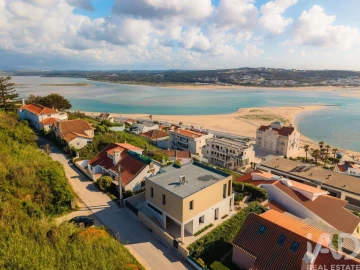 Moradia T3 para Venda em Foz do Arelho