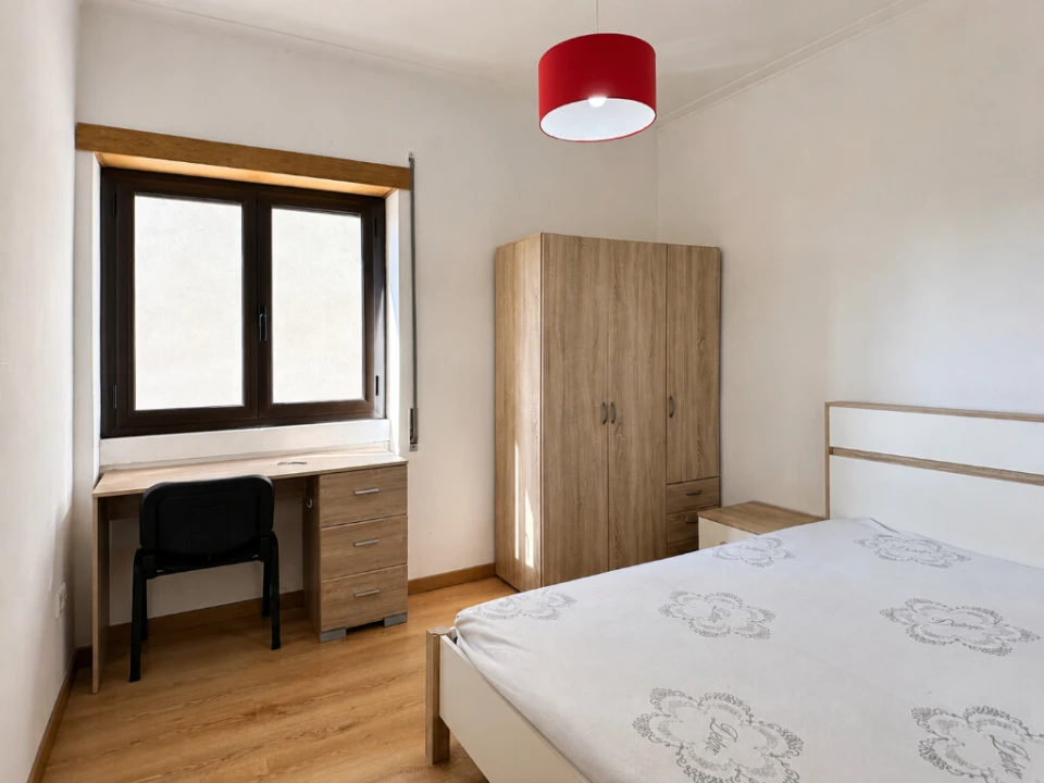 Apartamento T3 para Venda em Santo Antonio dos Olivais Foto 7