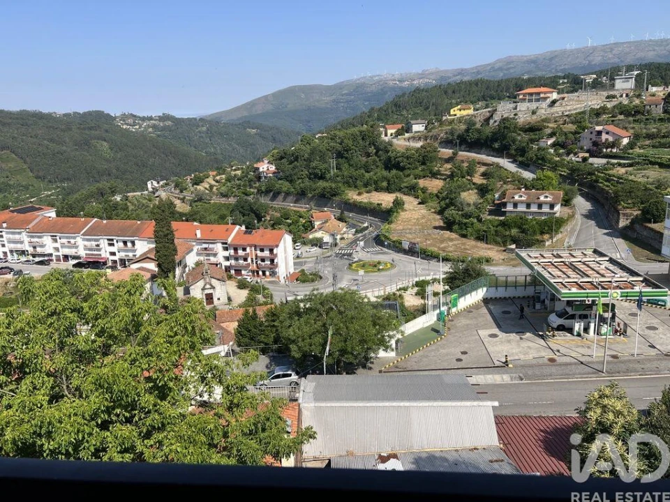 Apartamento T3 para Venda em Castro Daire Foto 1