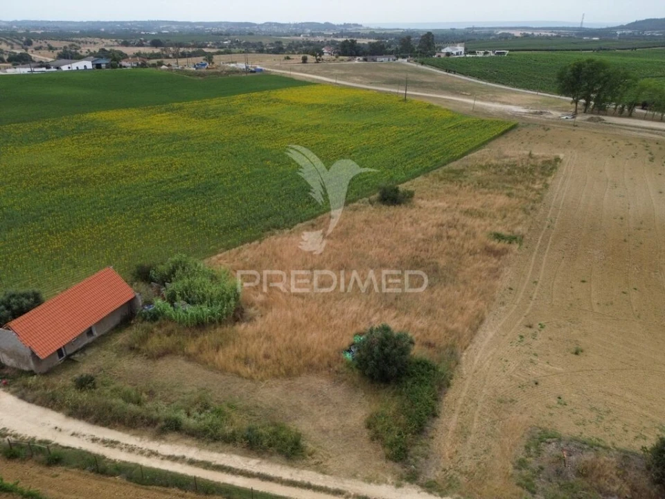 Moradia T2 para Venda em São Vicente do Paul e Vale de Figueira Foto 1