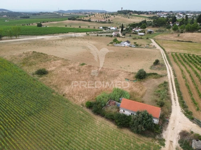 Moradia T2 para Venda em São Vicente do Paul e Vale de Figueira Foto 3