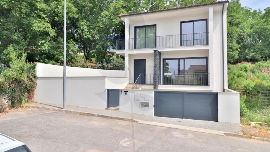 Moradia T3 para Venda em Gualtar