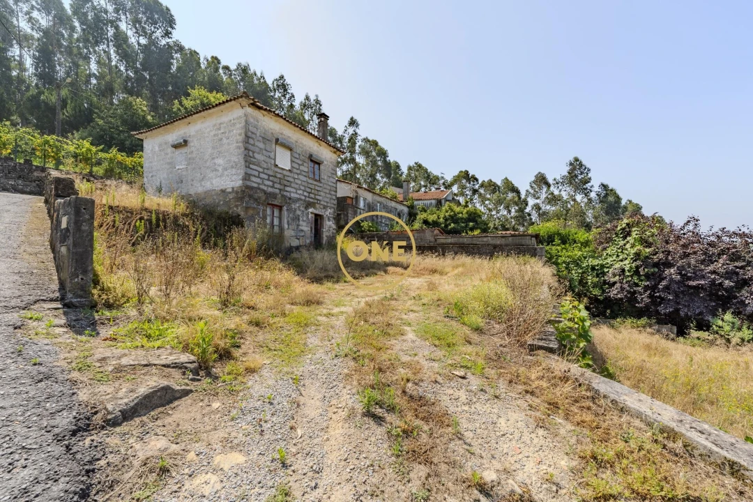 Moradia T2 para Venda em Oliveira (Santa Maria) Foto 19