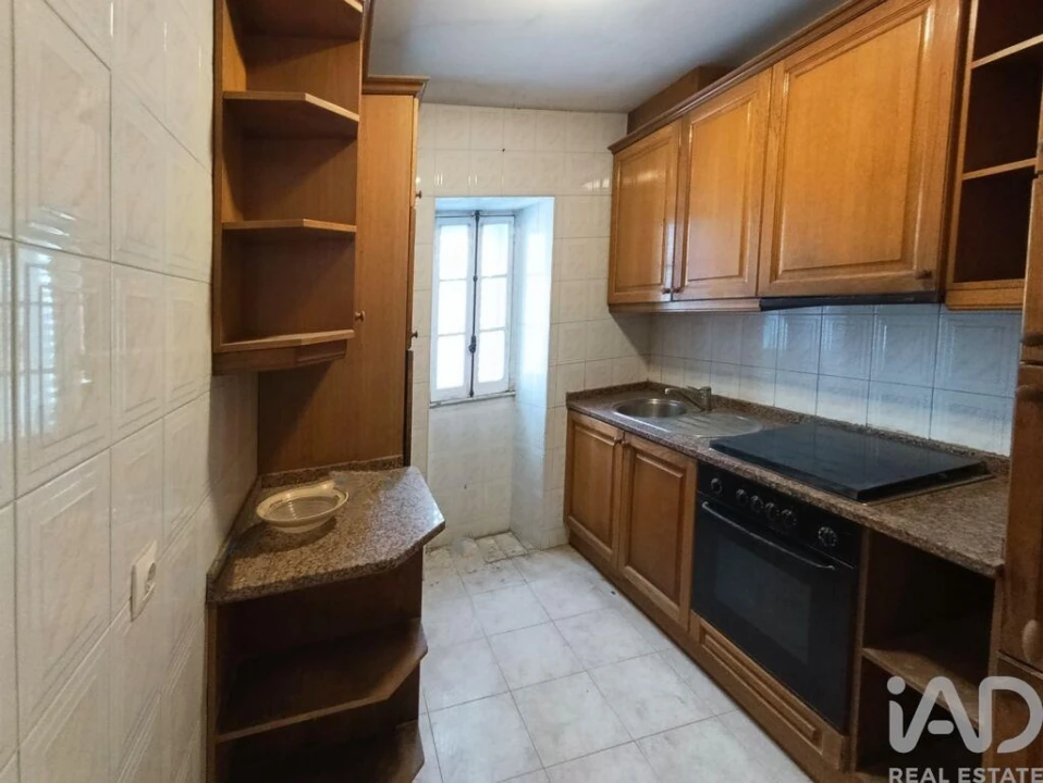 Moradia T3 para Venda em Lanhelas Foto 18