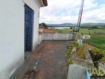 Moradia T3 para Venda em Lanhelas