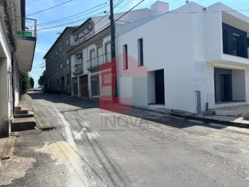 Moradia T3 para Venda em Ferreiros e Gondizalves