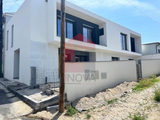 Moradia T3 para Venda em Ferreiros e Gondizalves Foto 26