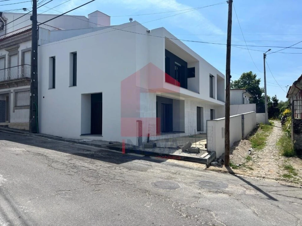 Moradia T3 para Venda em Ferreiros e Gondizalves Foto 32