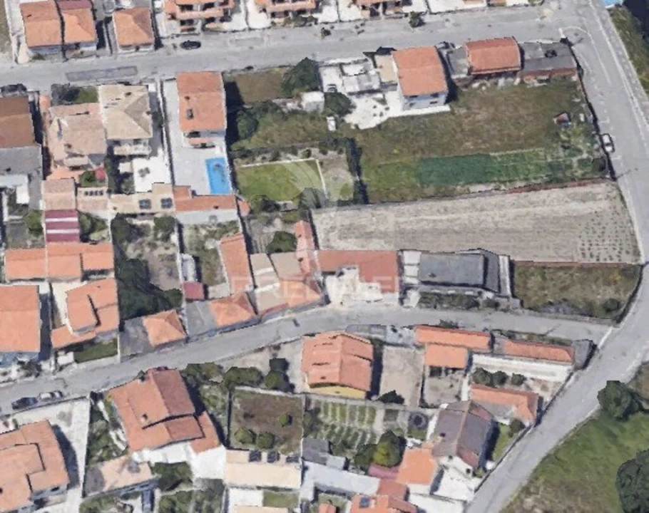 Terreno para Venda em Gafanha da Nazaré Foto 1