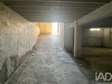 Garagem para Venda em Alijo