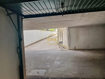 Garagem para Venda em Póvoa de Santa Iria e Forte da Casa
